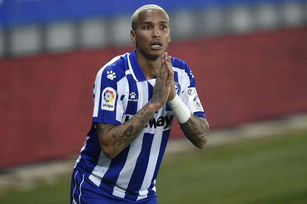 Deyverson nos tempos de Alavés (Photo by Juan Manuel Serrano Arce/Getty Images)