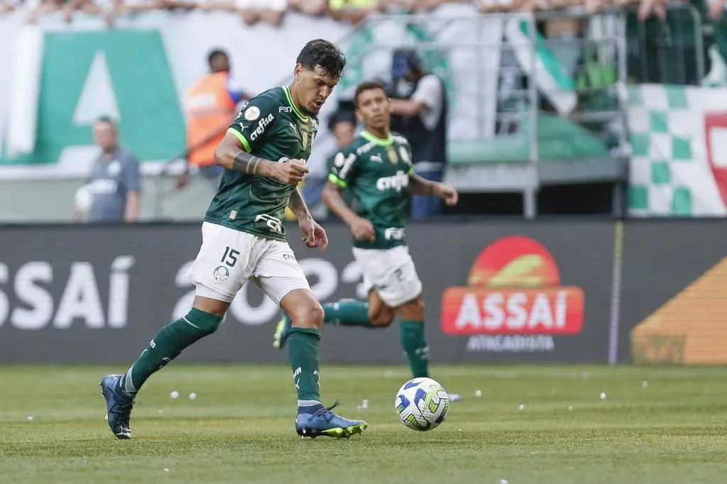 Gustavo Gómez em ação pelo Palmeiras. (Photo by Ricardo Moreira/Getty Images)