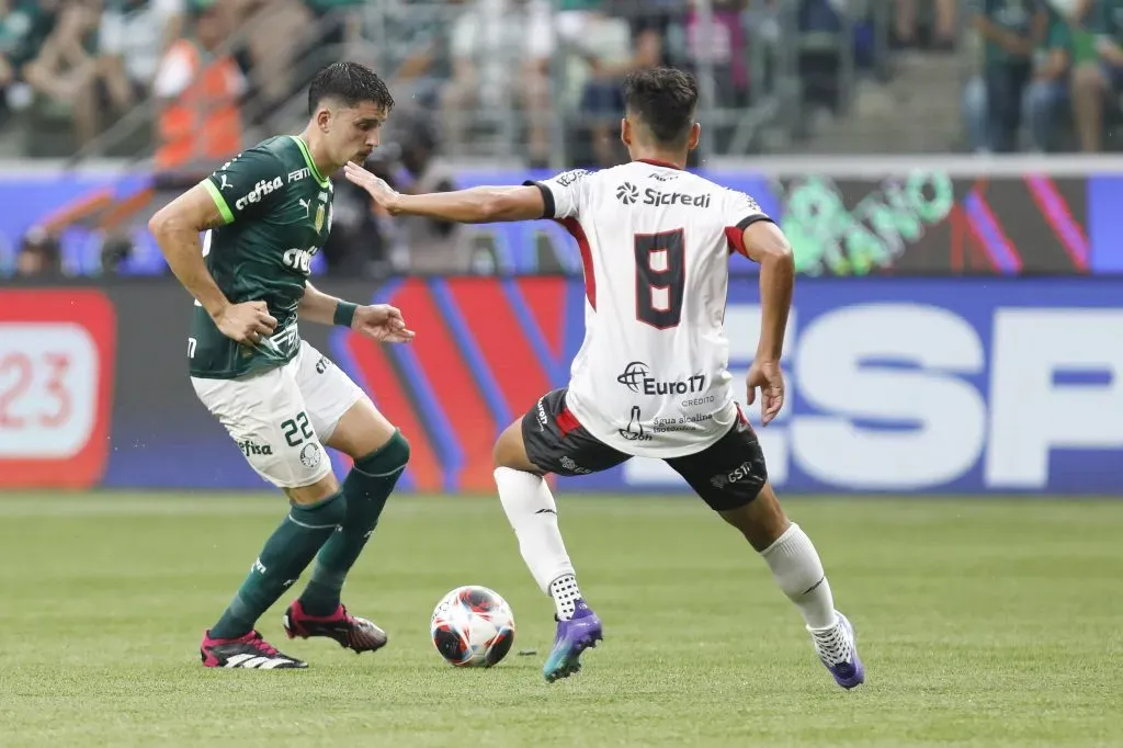 Joaquin Piquerez of Palmeiras . (Photo by Ricardo Moreira/Getty Images)