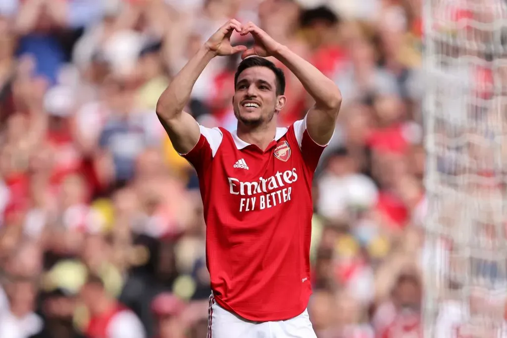 Cédric Soares pode pintar no Fla (Photo by Marc Atkins/Getty Images)