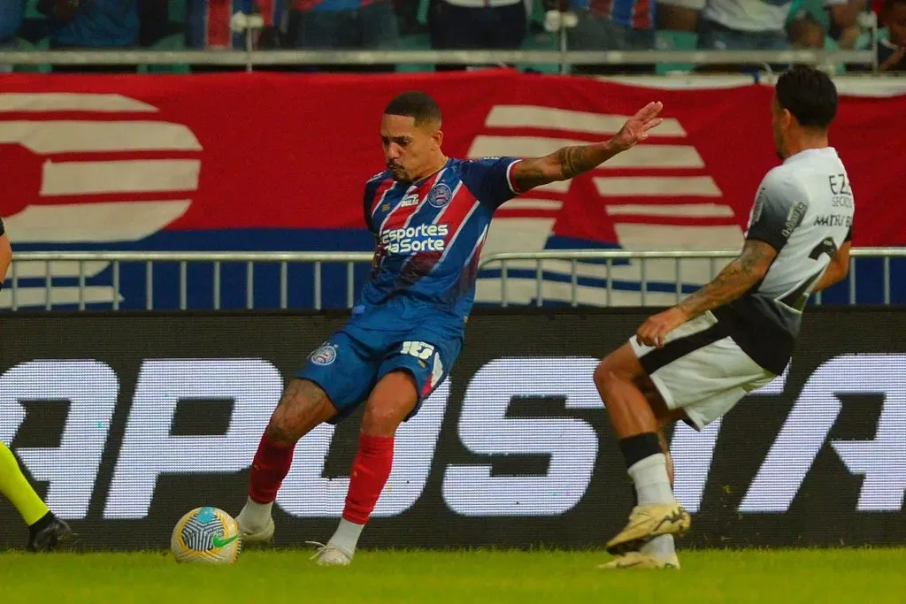 Gilberto, jogador do Bahia durante partida contra o Corinthians no estadio Fonte Nova pelo campeonato Brasileiro A 2024. Foto: Walmir Cirne/AGIF