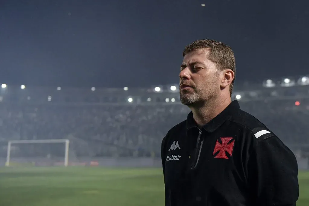 Foto: Thiago Ribeiro/AGIF – Rafael Paiva durante confronto contra o Atlético-MG na Copa do Brasil 2024.