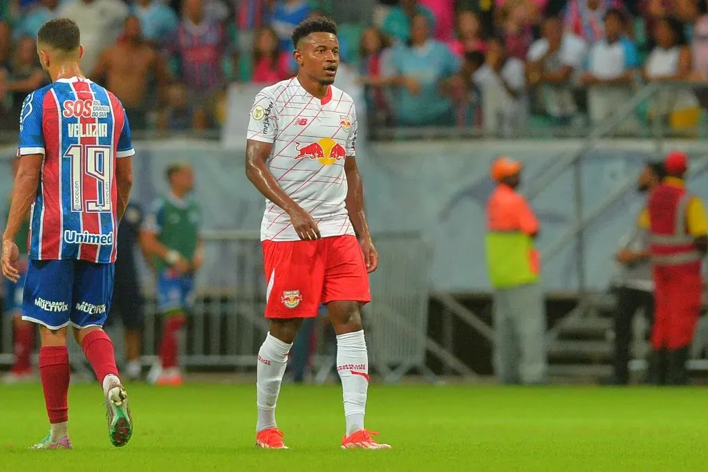 Eric Ramires, jogador do Bragantino durante partida contra o Bahia  pelo campeonato Brasileiro A (Foto: Walmir Cirne/AGIF)