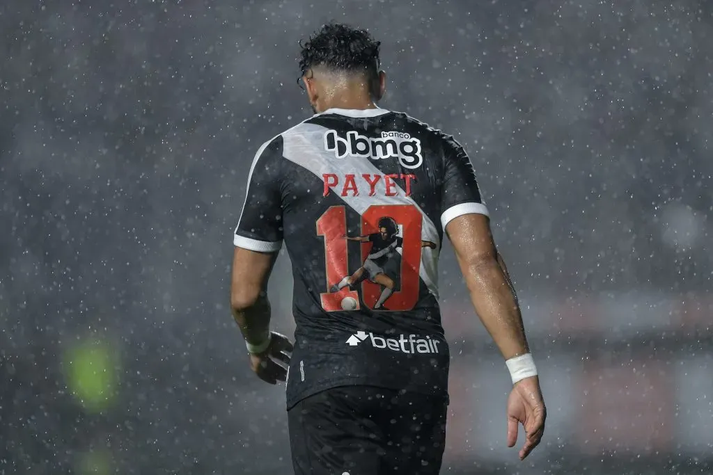 Payet, em ação pelo Vasco na Copa Betano do Brasil, não deve ficar no clube em 2025. Foto: Thiago Ribeiro/AGIF