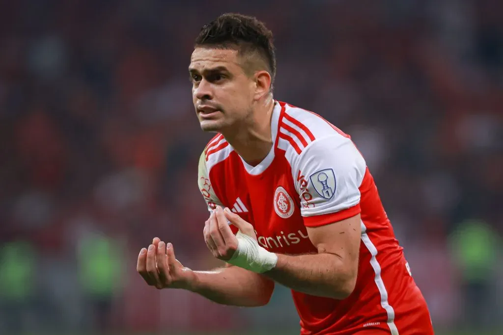 Rafael Borre jogador do Internacional durante partida contra o Rosario Central no estadio Beira-Rio pelo campeonato Copa Sul-Americana 2024. Foto: Maxi Franzoi/AGIF