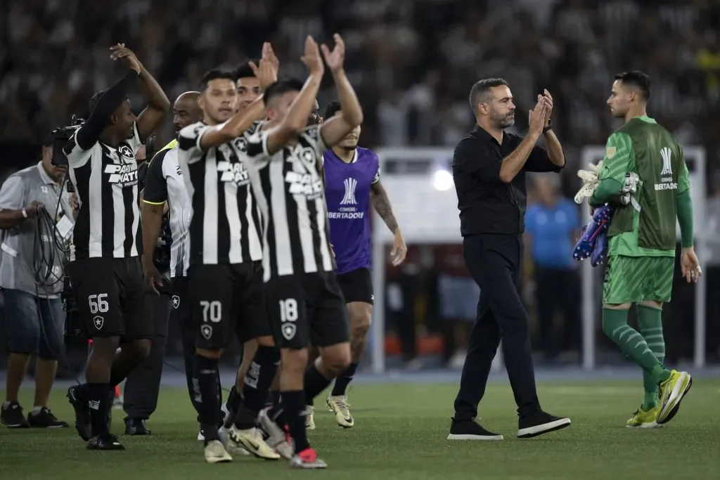 Artur Jorge tecnico do Botafogo apos partida contra o Penarol no estadio Engenhao pelo campeonato Copa Libertadores 2024. Foto: Jorge Rodrigues/AGIF