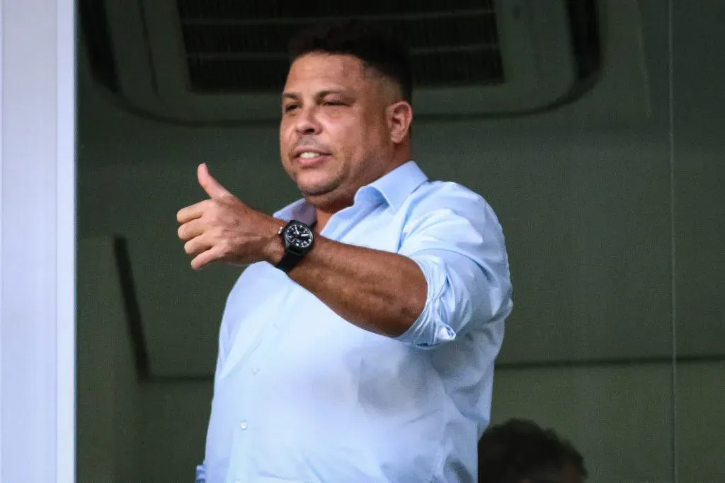 Ronaldo Fenômeno  antes da partida contra o URT no estadio Independencia pelo campeonato Mineiro 2022. Foto: Fernando Moreno/AGIF