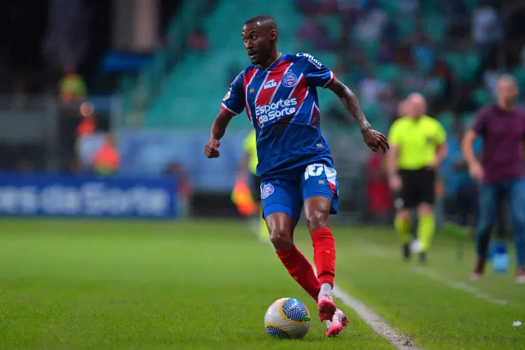 Ademir durante partida contra o Fortaleza no Campeonato Brasileiro A 2024. Foto: Walmir Cirne/AGIF