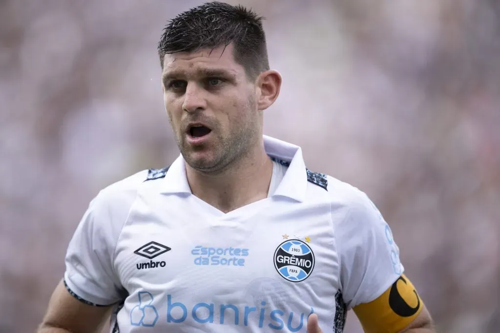 Kannemann jogador do Gremio durante partida contra o Vasco no estadio Sao Januario pelo campeonato Brasileiro A 2024. Foto: Jorge Rodrigues/AGIF