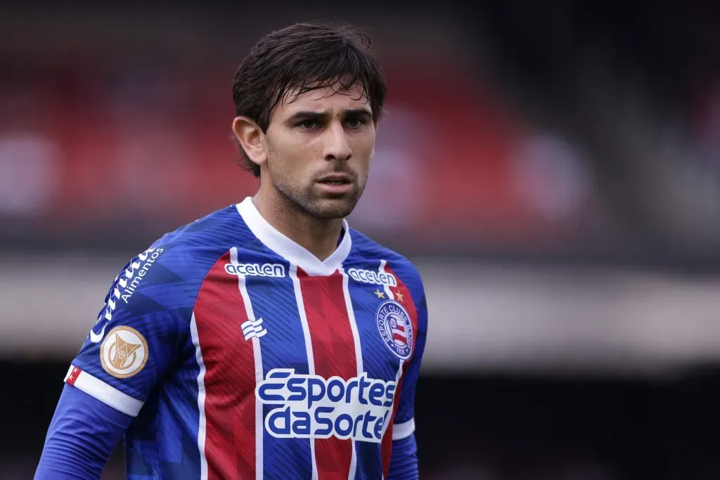 Acevedo, jogador do Bahia, durante partida contra o São Paulo (Foto: Ettore Chiereguini/AGIF)