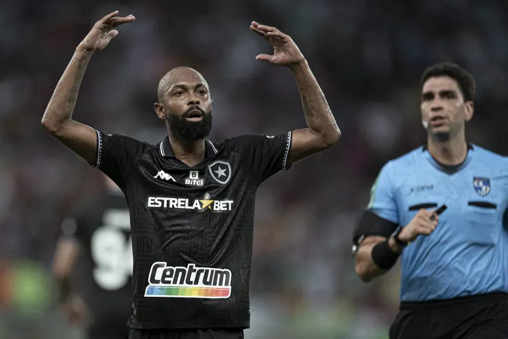 Chay jogando no Botafogo durante partida contra o Fluminense no Maracana pelo campeonato Carioca 2022. Foto: Jorge Rodrigues/AGIF