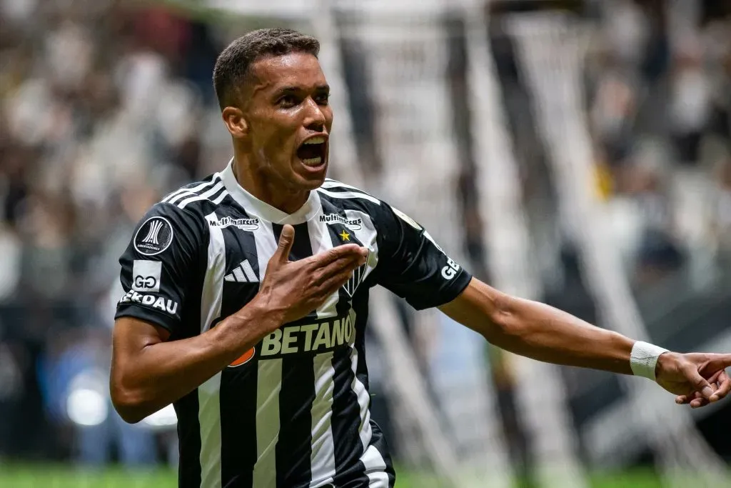 Pedrinho comemorando gol durante partida contra o Caracas no Campeonato Copa Libertadores 2024. Foto: Fernando Moreno/AGIF