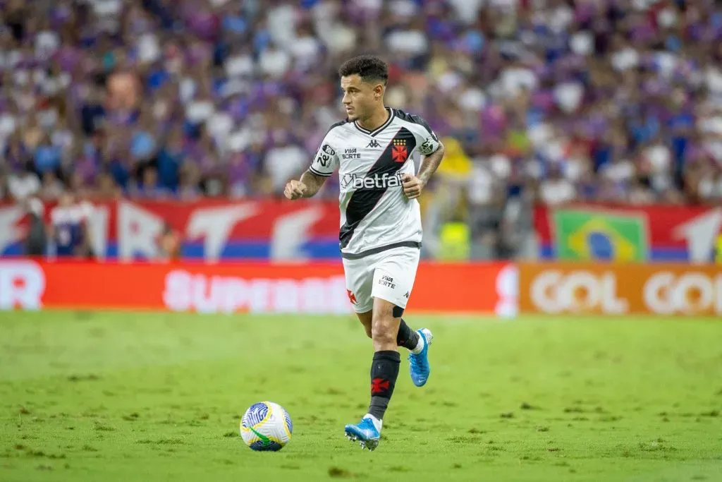 Coutinho durante partida contra o Fortaleza no Campeonato Brasileiro A 2024. Foto: Baggio Rodrigues/AGIF