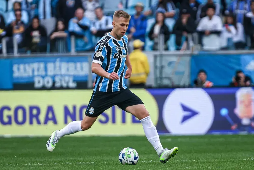 Ronald jogador do Grêmio durante partida contra o Fluminense pelo campeonato Brasileiro A 2023. Foto: Maxi Franzoi/AGIF