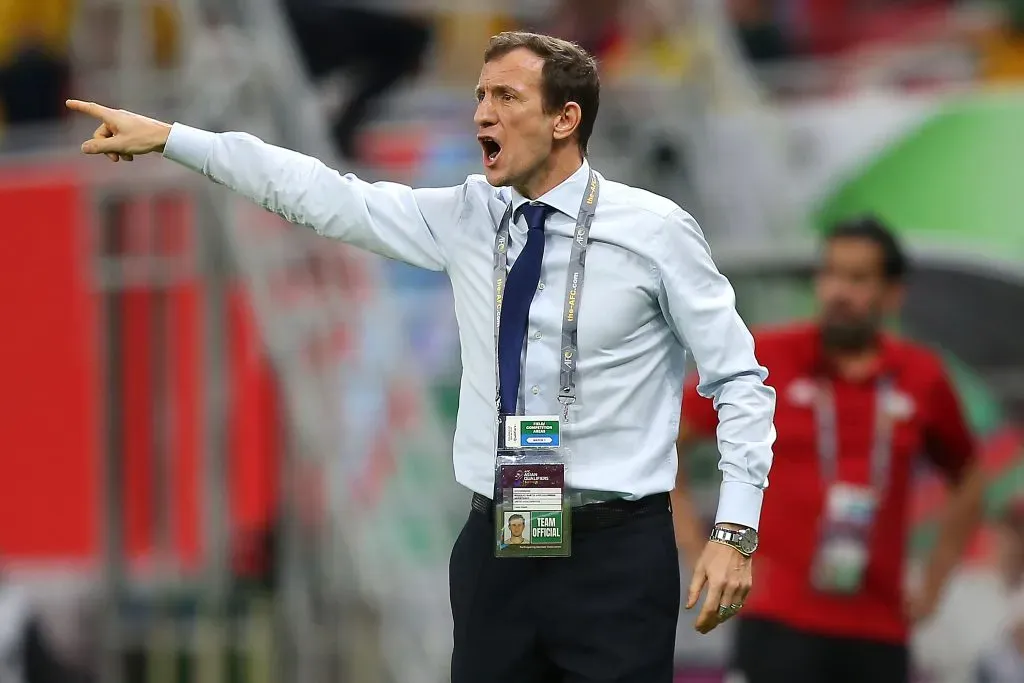 Arruabarrena tuvo un último paso por la Selección de Emiratos Árabes. (Foto: Getty Images)