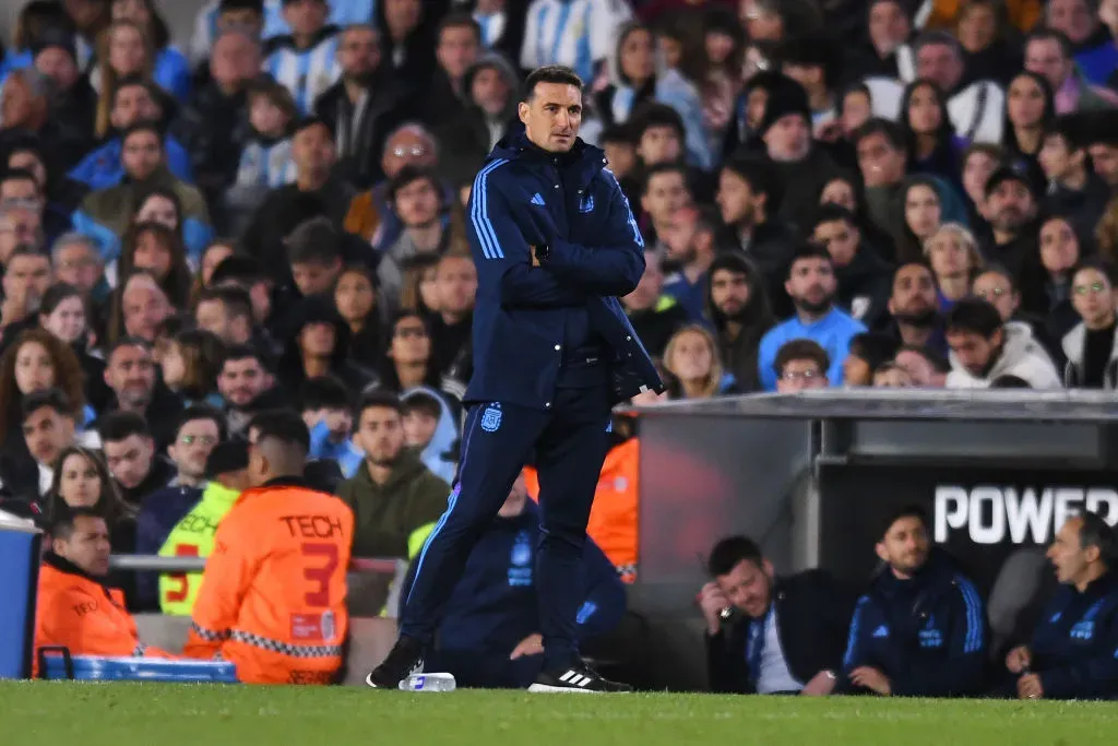 Scaloni durante el triunfo ante Paraguay. (Getty)