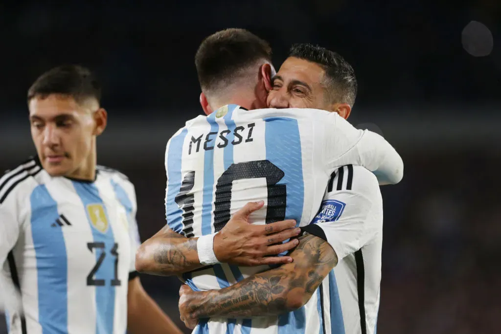 Messi y Di María ante Ecuador. (Foto: Getty)