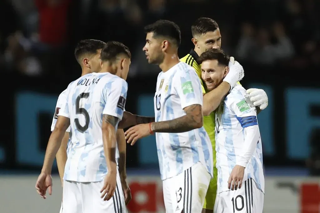 En el último clásico, Messi arrancó de suplente y Argentina ganó con gol de Di María. (Foto: Getty Images)