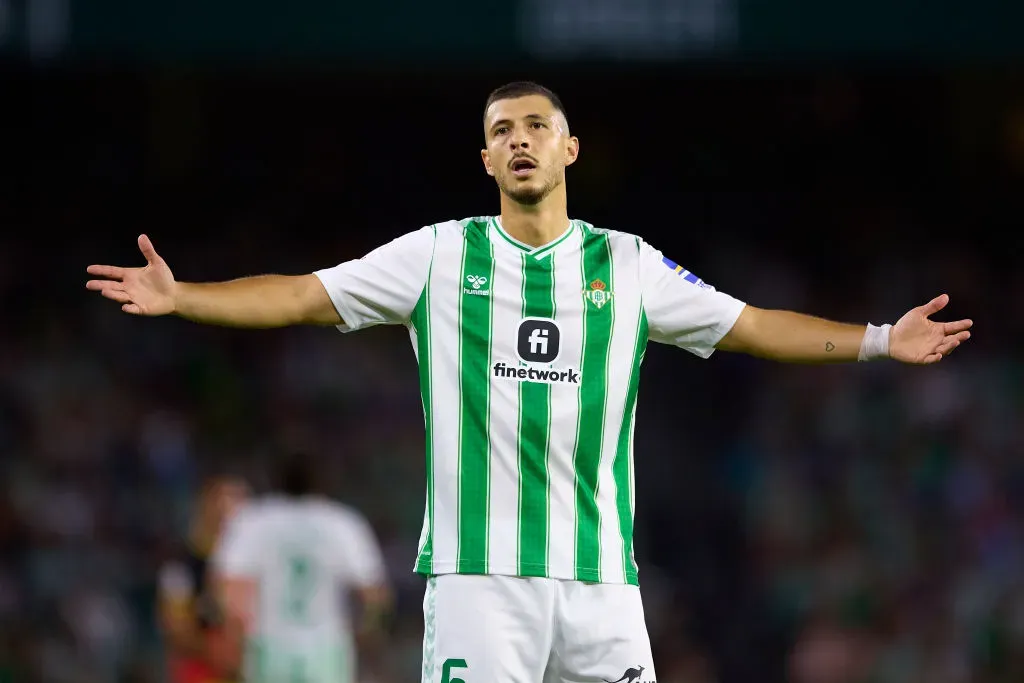 Guido Rodríguez será baja para el Betis por aproximadamente tres meses (Getty)