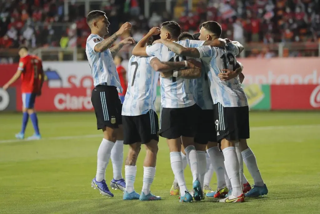 En 2022, Argentina le ganó a Chile sin Messi y en la altura de Calama. (Foto: Getty Images)