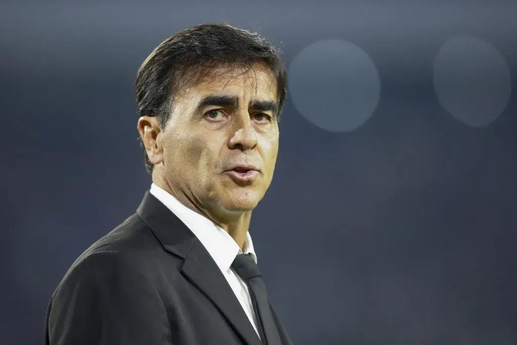 Gustavo Quinteros, el nuevo candidato a DT que aparece en Racing. (Getty Images)
