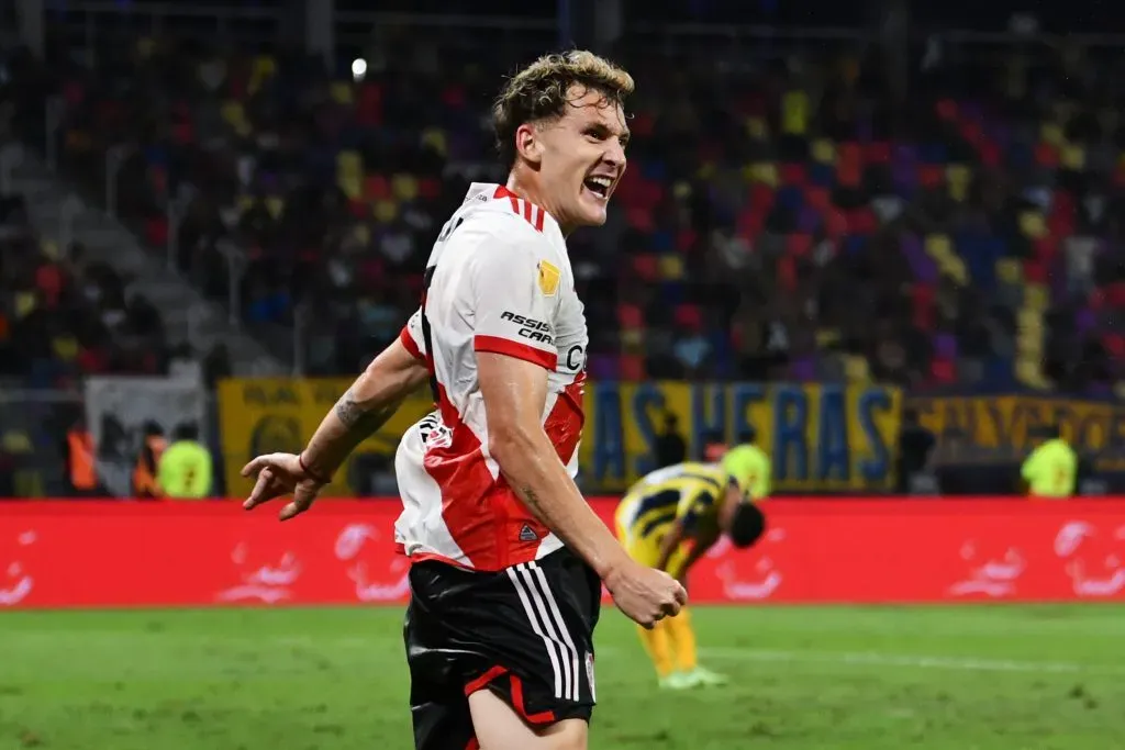 Facundo Colidio celebrando un gol con los colores de River. (Foto: Getty)