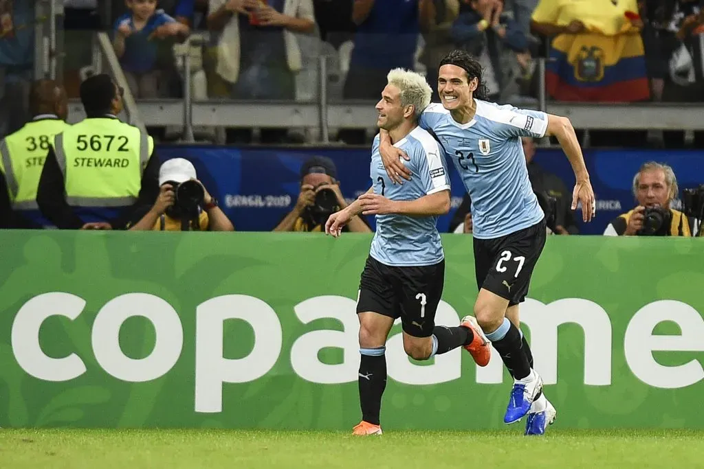 Lodeiro y Cavani en la Selección Uruguaya. (Foto: Getty)