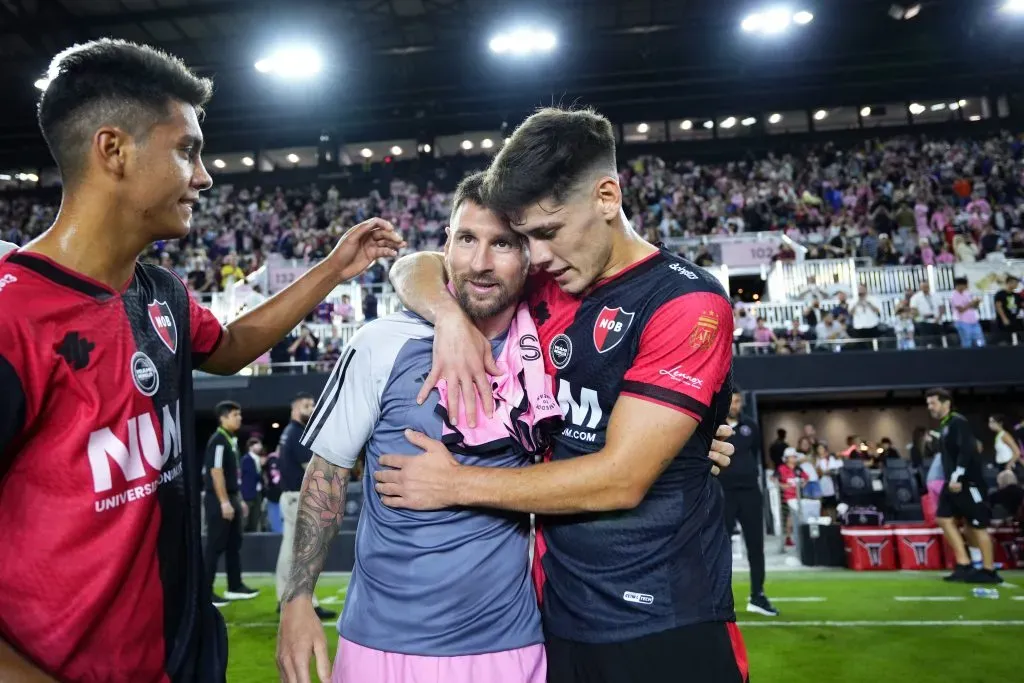 El abrazo entre Franco Díaz y Lionel Messi. (Foto: Getty).
