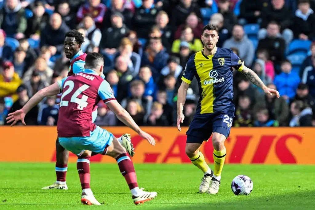 Senesi jugó un puñado de minutos en Burnley – Bournemouth. (Foto: IMAGO).
