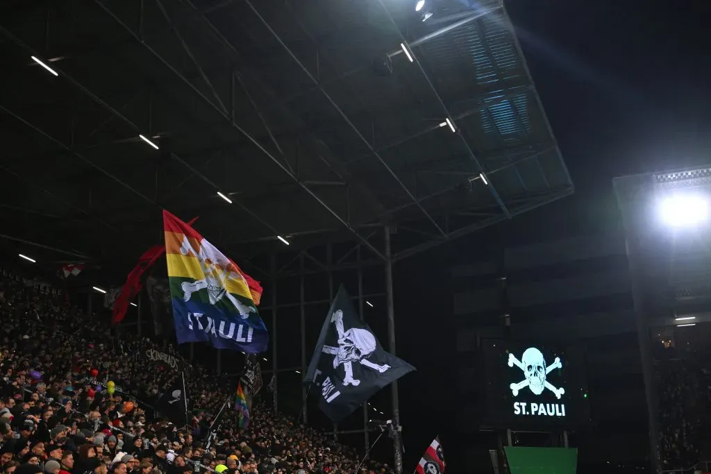 Los hinchas de St. Pauli muestran un gran compromiso social. (Foto: Getty).