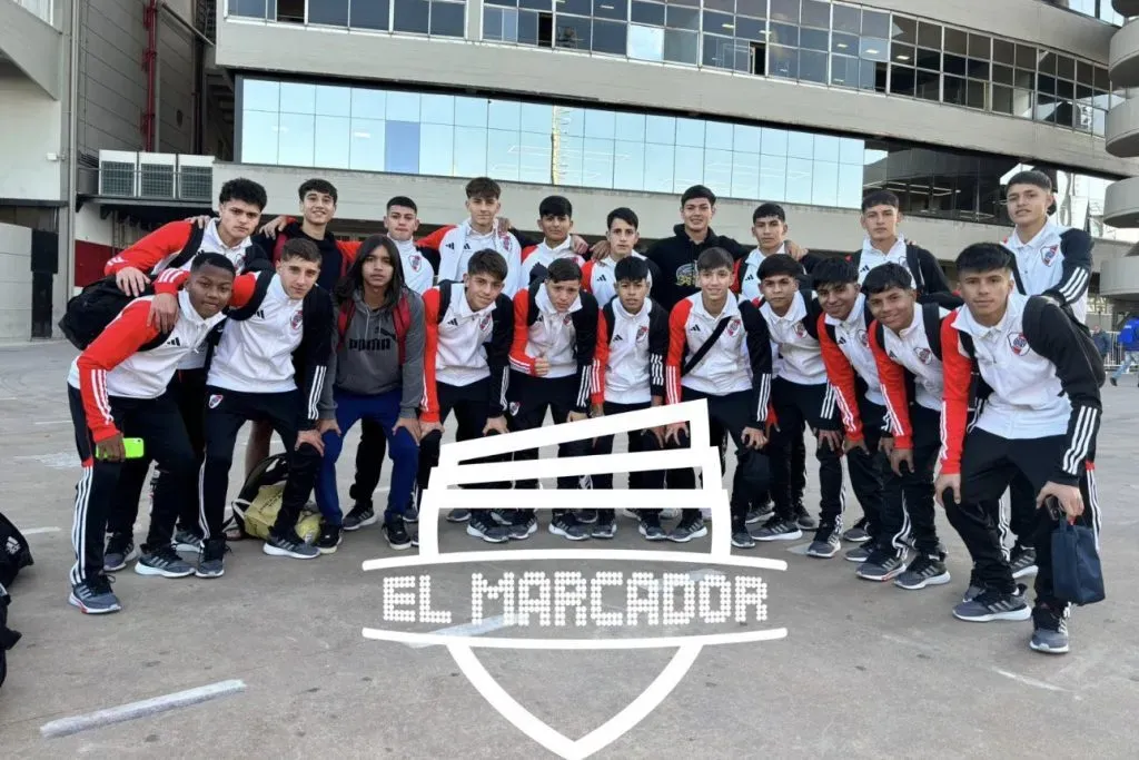 Estevis López, abajo a la izquierda. (Foto: @ElMarcador)