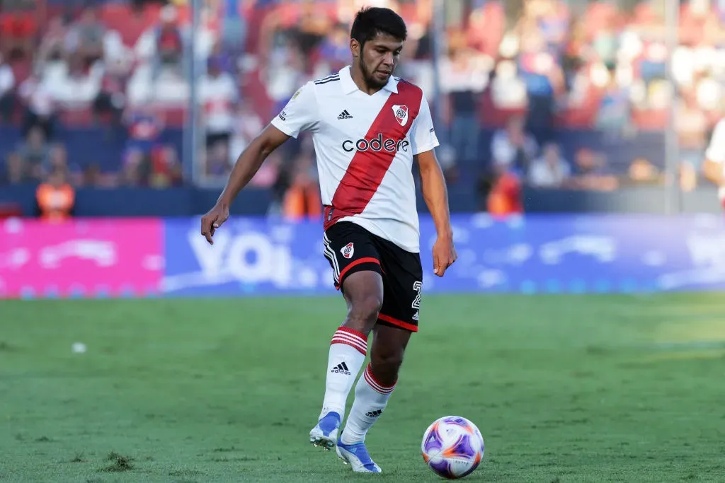 Robert Rojas en acción con la camiseta de River. (Foto: Getty)