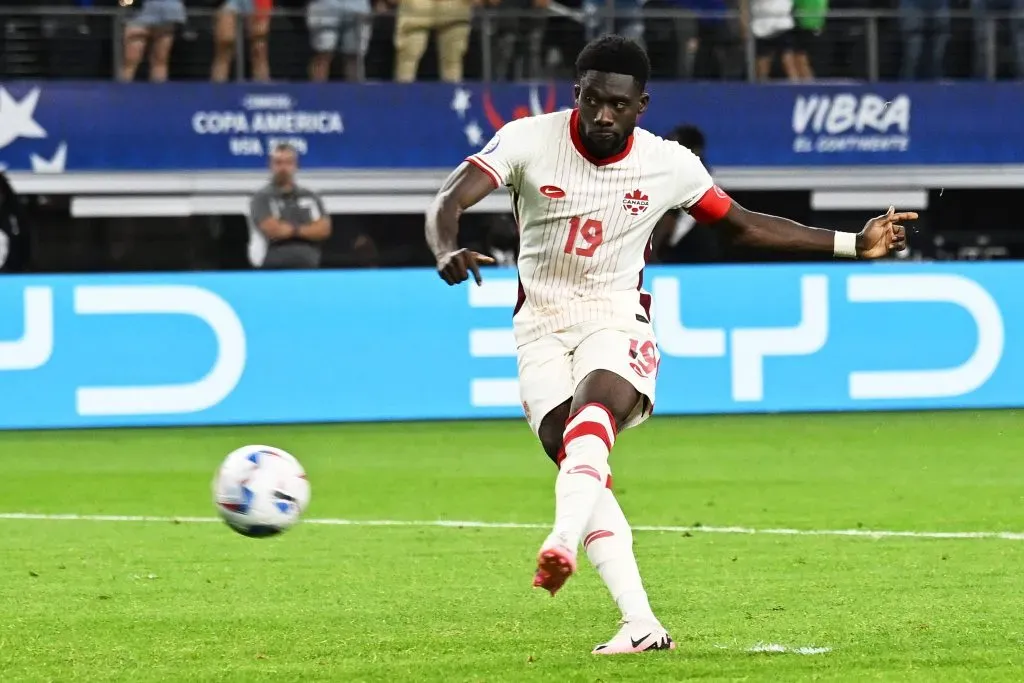 Alphonso Davies palpitó el partido contra Argentina. (Foto: IMAGO / Agencia-MexSport).