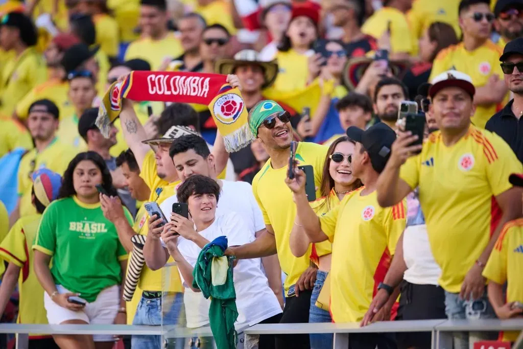 Los colombianos han llenado todos los estadios en donde jugó su selección