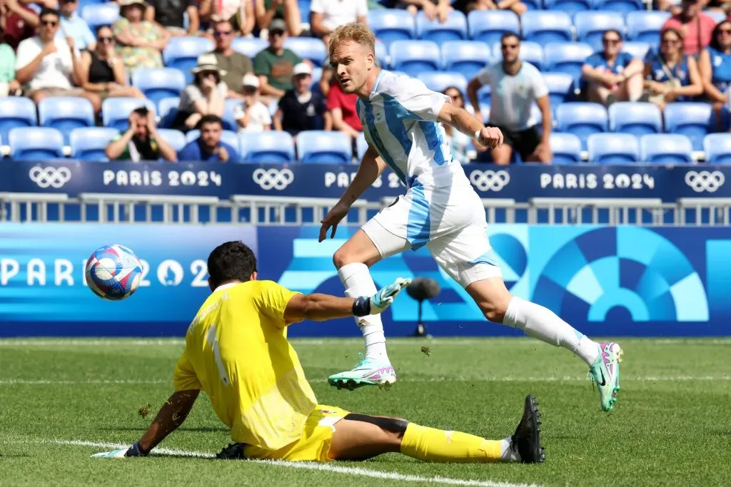 Luciano Gondou anotó el segundo gol de Argentina vs. Irak. (Getty Images)