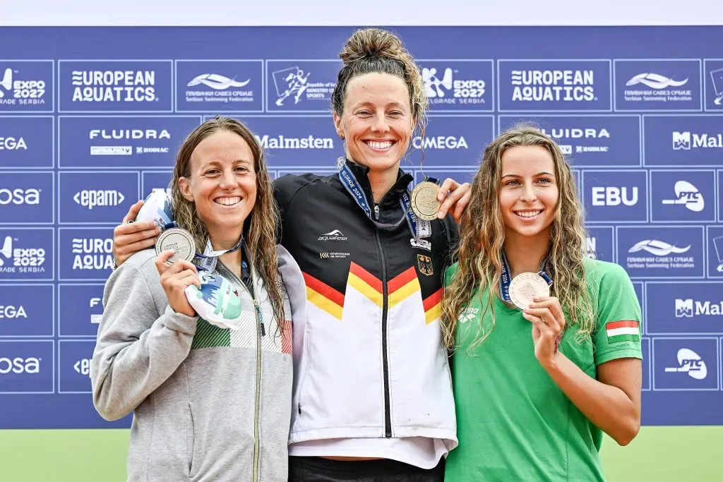 Bettina Fábián (der) venía de ganar el bronce en los 5km en el Campeonato Europeo. IMAGO