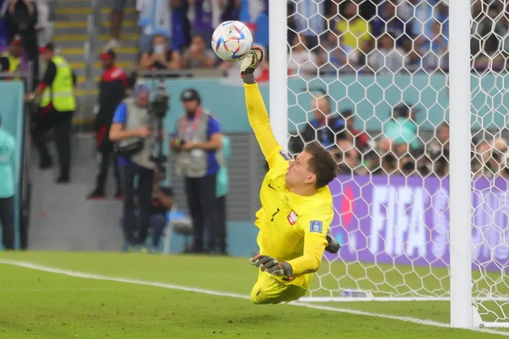 Wojciech Szczesny y su atajada contra Messi en Qatar 2022. IMAGO