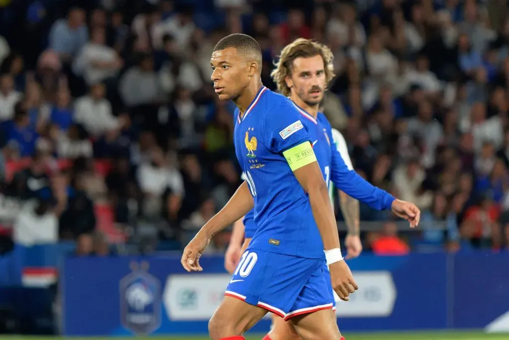 Los rumores también hablan de una disputa entre Antoine Griezmann y Kylian Mbappé por la capitanía.