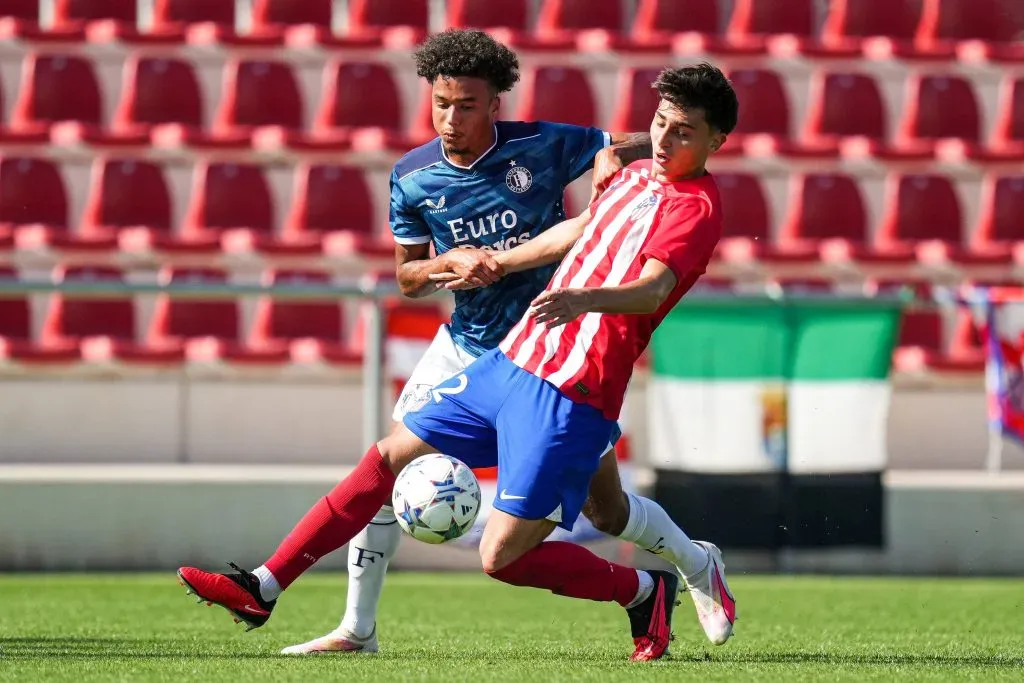 Gerónimo Spina jugando la UEFA Youth League para el Atlético de Madrid Sub 19.