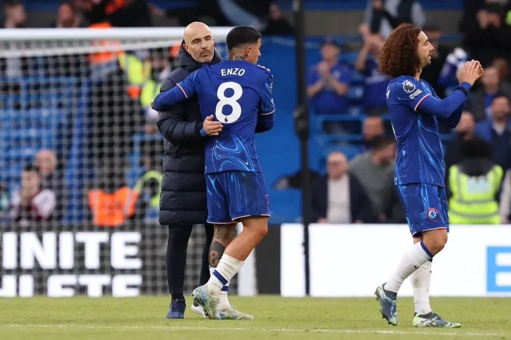 Enzo Fernández junto a Enzo Maresca, su entrenador en el Chelsea.