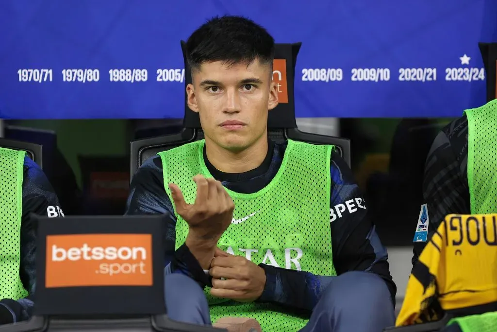 Una imagen que se repite: Joaquín Correa en el banco de suplentes del Inter de Milán.