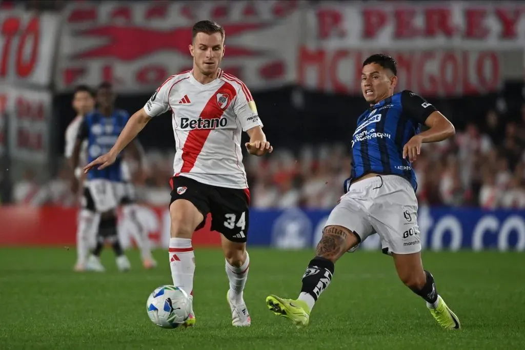 Galoppo, volante central de River.