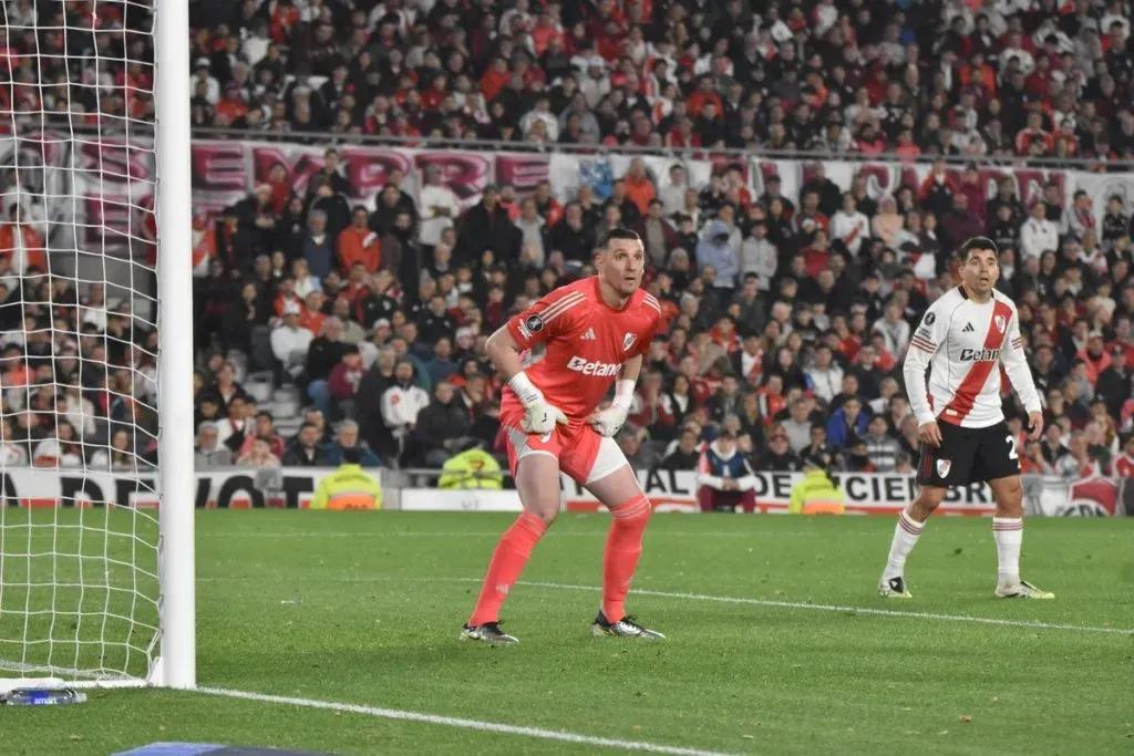 Franco Armani, atento. (Foto: Prensa River)