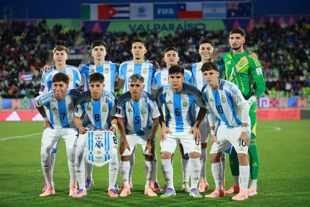Argentina deberá modificar el XI inicial que jugó contra Cuba. (X/@argentina)