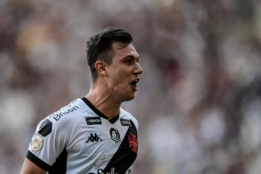 Foto: Thiago Ribeiro/AGIF – Lucas Piton atuou em 20 partidas pelo Vasco desde o início da temporada 2023