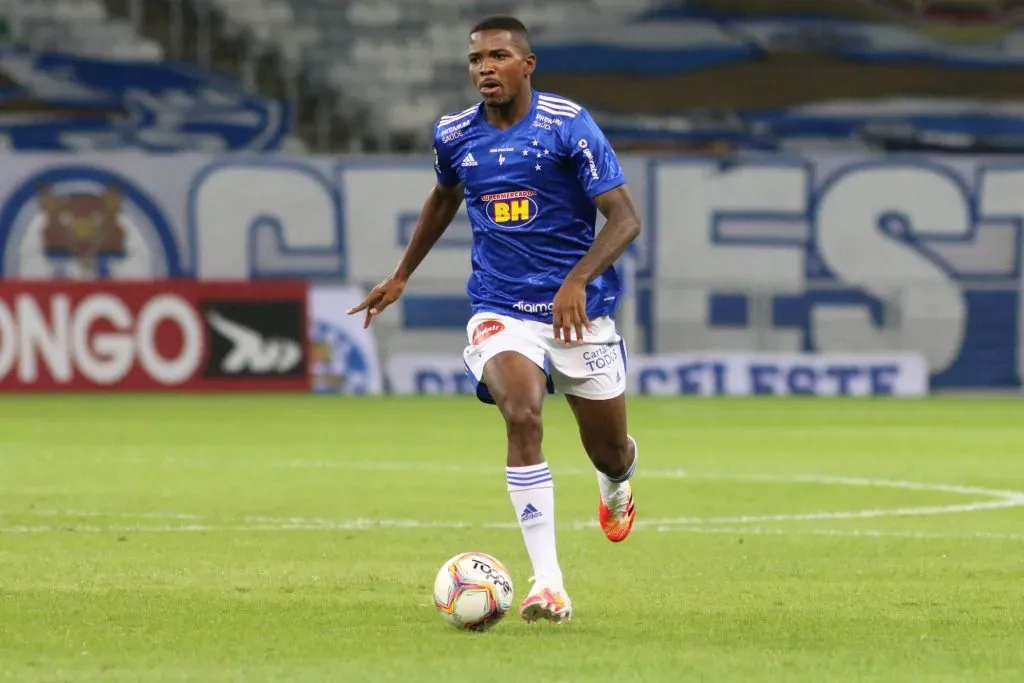 Foto: Fernando Moreno/AGIF – Cacá interessa ao Cruzeiro