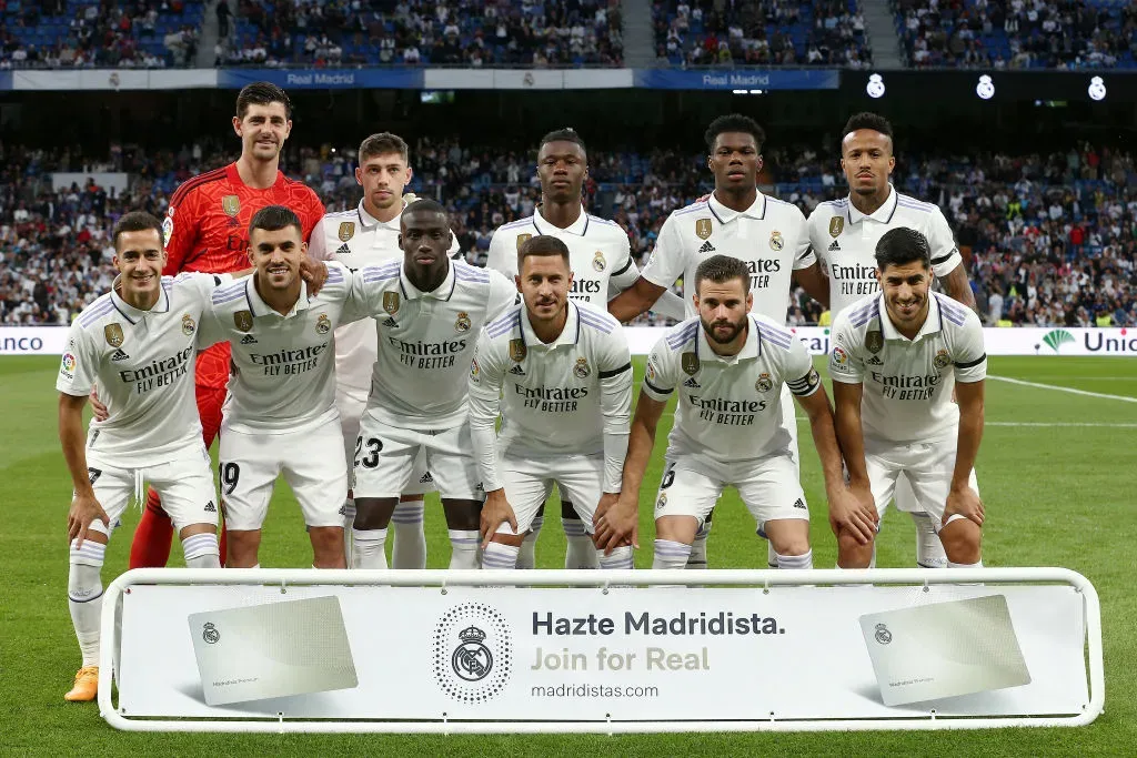 MADRID, SPAIN – MAY 13: Players of Real Madrid pose for a team photograph prior to the LaLiga Santander match between Real Madrid CF and Getafe CF at Estadio Santiago Bernabeu on May 13, 2023 in Madrid, Spain. (Photo by Florencia Tan Jun/Getty Images)