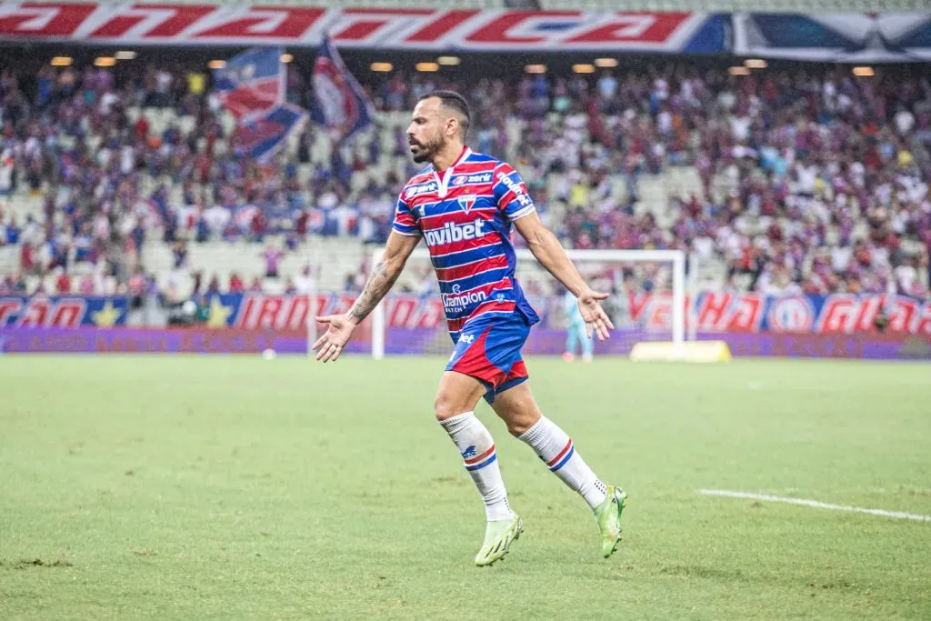 Foto: Lucas Emanuel/AGIF – Moisés foi vendido ao Cruz Azul