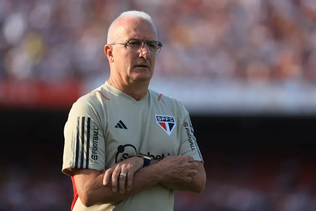 Foto: Marcello Zambrana/AGIF | Dorival foi considerado menos complicado que Abel