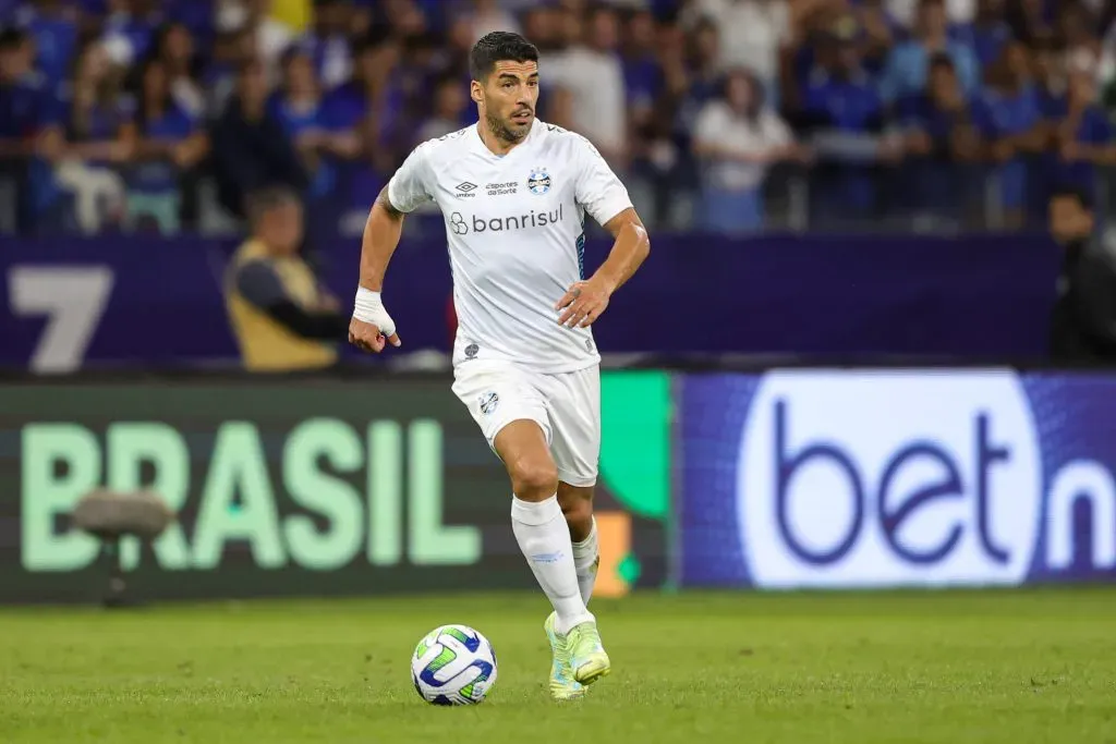 MG – BELO HORIZONTE – 31/05/2023 – COPA DO BRASIL 2023, CRUZEIRO X GREMIO – Luis Suarez jogador do Gremio durante partida contra o Cruzeiro no estadio Mineirao pelo campeonato Copa do Brasil 2023. Foto: Gilson Junio/AGIF